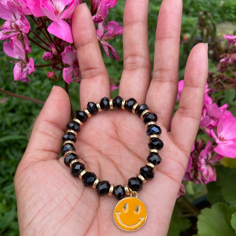 Smiley Happy Face Charm Y2K Inspired Glass Bead Stackable Bracelet